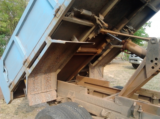 ต้องการขายรถดั้ม ISUZU KT เครื่องยนต์ 4BD1  100 แรงม้า