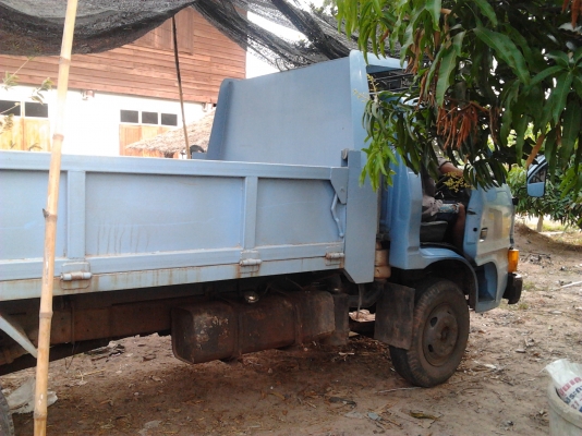 ต้องการขายรถดั้ม ISUZU KT เครื่องยนต์ 4BD1  100 แรงม้า