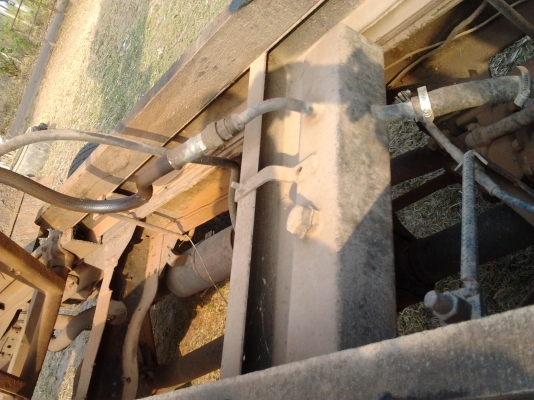 ต้องการขายรถดั้ม ISUZU KT เครื่องยนต์ 4BD1  100 แรงม้า