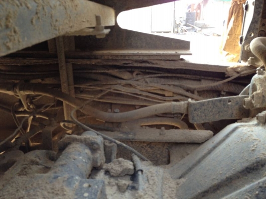 รถฮีโน่ 10 ล้อดั๊ม  260 แรงม้า ปี 49 ( ขายแม่ลูก  ห่าง ปี 51 )  สนใจติดต่อ 0816079515