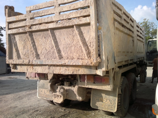 รถฮีโน่ 10 ล้อดั๊ม  260 แรงม้า ปี 49 ( ขายแม่ลูก  ห่าง ปี 51 )  สนใจติดต่อ 0816079515