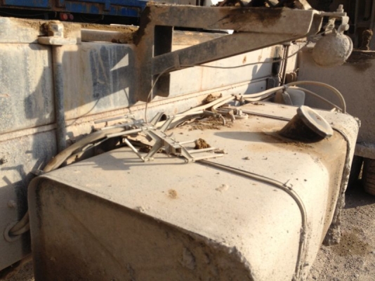 รถฮีโน่ 10 ล้อดั๊ม  260 แรงม้า ปี 49 ( ขายแม่ลูก  ห่าง ปี 51 )  สนใจติดต่อ 0816079515