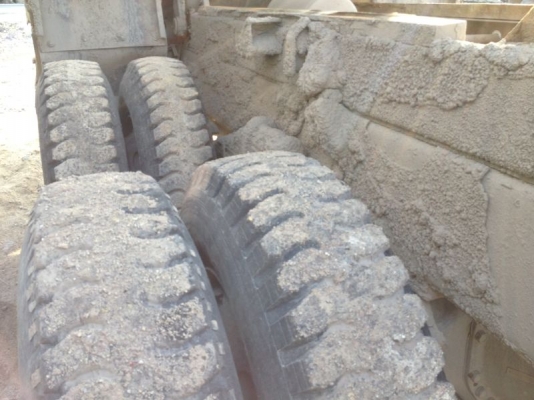 รถฮีโน่ 10 ล้อดั๊ม  260 แรงม้า ปี 49 ( ขายแม่ลูก  ห่าง ปี 51 )  สนใจติดต่อ 0816079515