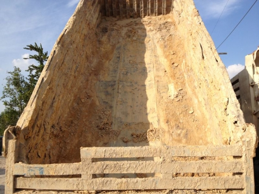 รถฮีโน่ 10 ล้อดั๊ม  260 แรงม้า ปี 49 ( ขายแม่ลูก  ห่าง ปี 51 )  สนใจติดต่อ 0816079515