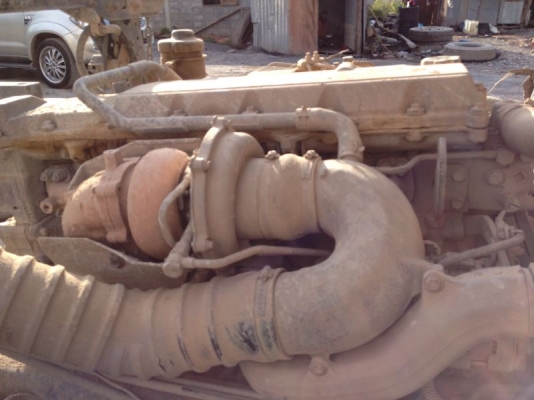 รถฮีโน่ 10 ล้อดั๊ม  260 แรงม้า ปี 49 ( ขายแม่ลูก  ห่าง ปี 51 )  สนใจติดต่อ 0816079515