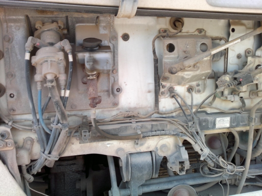 รถฮีโน่ 10 ล้อดั๊ม  260 แรงม้า ปี 49 ( ขายแม่ลูก  ห่าง ปี 51 )  สนใจติดต่อ 0816079515