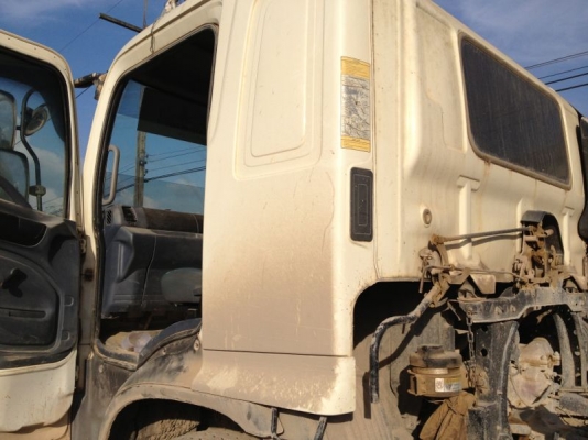 รถฮีโน่ 10 ล้อดั๊ม  260 แรงม้า ปี 49 ( ขายแม่ลูก  ห่าง ปี 51 )  สนใจติดต่อ 0816079515