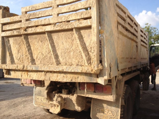 รถฮีโน่ 10 ล้อดั๊ม  260 แรงม้า ปี 49 ( ขายแม่ลูก  ห่าง ปี 51 )  สนใจติดต่อ 0816079515