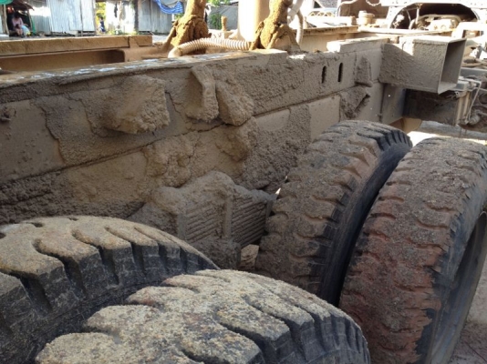 รถฮีโน่ 10 ล้อดั๊ม  260 แรงม้า ปี 49 ( ขายแม่ลูก  ห่าง ปี 51 )  สนใจติดต่อ 0816079515