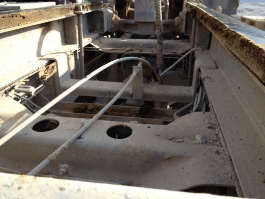 รถฮีโน่ 10 ล้อดั๊ม  260 แรงม้า ปี 49 ( ขายแม่ลูก  ห่าง ปี 51 )  สนใจติดต่อ 0816079515