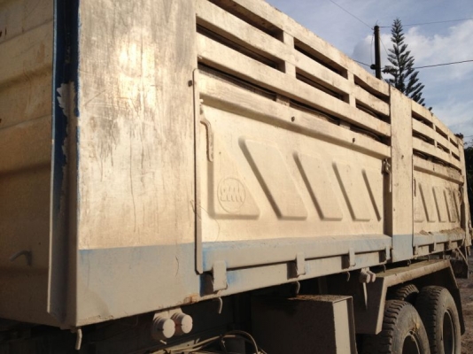 รถฮีโน่ 10 ล้อดั๊ม  260 แรงม้า ปี 49 ( ขายแม่ลูก  ห่าง ปี 51 )  สนใจติดต่อ 0816079515