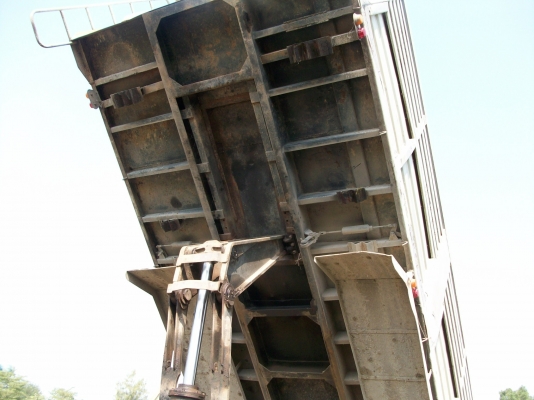 มาอีกแล้วครับ รถบ้าน สิบล้อดั๊มเกษตร เพลาเดียวครับ พร้อมใช้ครับ มาอีกแล้วครับ รถบ้าน สิบล้อดั๊มเกษตร เพลาเดียวครับ พร้อมใช้ครับ