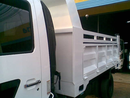 ขายรถ 6 ล้อดั๊มต่อใหม่่ รถสวย พร้อมใช้