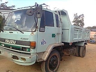 รถอิซูซุ 6 ล้อดั๊ม FTR 195 แรงม้า สนใจติดต่อ 081 - 6079515 รถอิซูซุ 6 ล้อดั๊ม FTR 195 แรงม้า สนใจติดต่อ 081 - 6079515