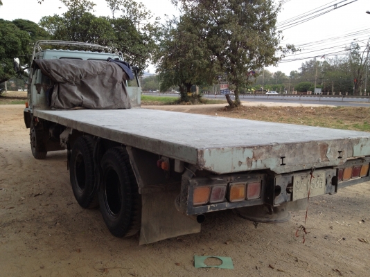 รถ 10 ล้อ. 1 เพลา  Rock 175 HP