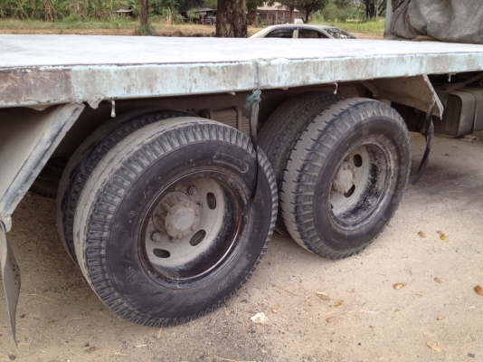 รถ 10 ล้อ. 1 เพลา  Rock 175 HP