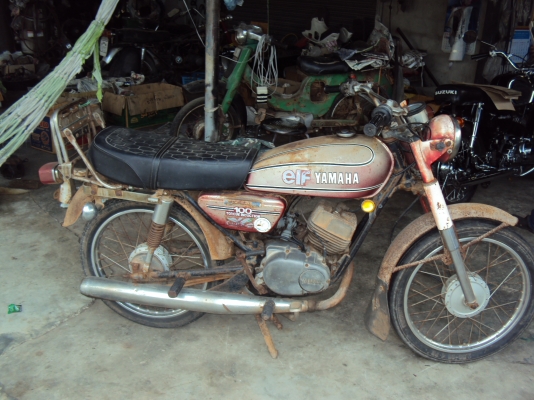 ขายรถยามาฮ่ากังฟู100 มีทะเบียน ชุดโอนภาษีต่อได้เลยสนใจติดต่อสรกฤช 081-8478107