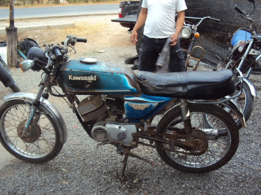 ขายคาวาซาซิ g t o มีทะเบียน ชุดโอน สนใจติดต่อ สรกฤช 081-8478107