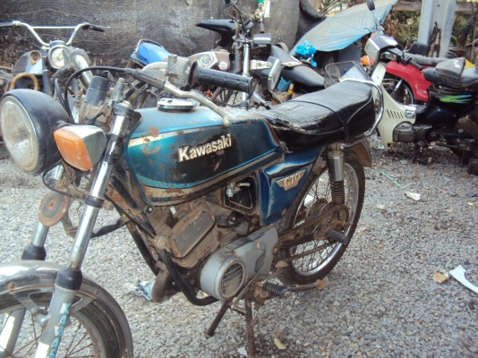 ขายคาวาซาซิ g t o มีทะเบียน ชุดโอน สนใจติดต่อ สรกฤช 081-8478107