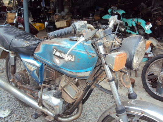 ขายคาวาซาซิ g t o มีทะเบียน ชุดโอน สนใจติดต่อ สรกฤช 081-8478107