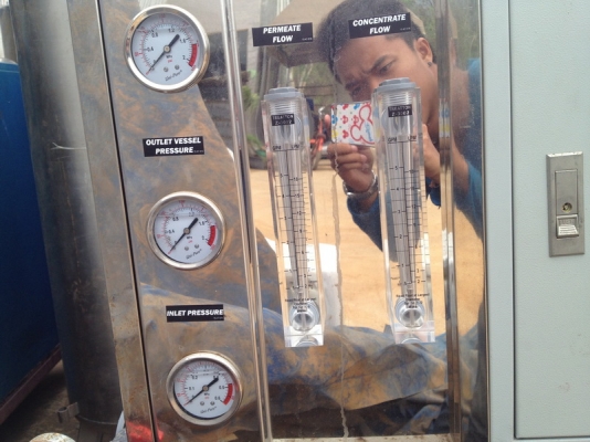 ขายเครื่องกรองน้ำ ระบบ R/O ทั้งชุดเต็มระบบ สภาพสวยมากๆ ขายเครื่องกรองน้ำ ระบบ R/O ทั้งชุดเต็มระบบ สภาพสวยมากๆ