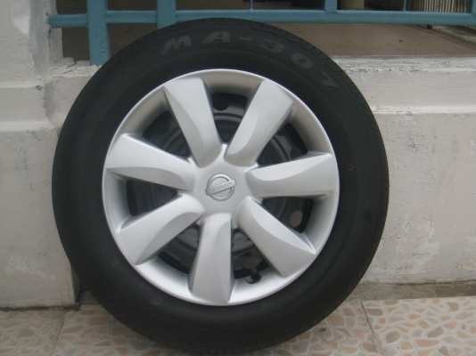 ขายกะทะล้อ Nissan march 14"  4รู 100  +ฝาครอบ+ ยาง ปี 4812 (081-3747940)