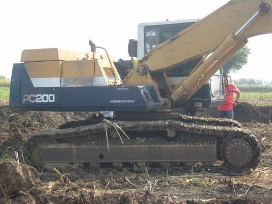 ขายKOMATSU PC 200-5ซี่เรียล61789 สภาพสวยพร้อมใช้ ไฟฟ้าครบ เล่มพร้อมติดต่อได้ทีคุณ อ๊อฟ พิจิตร 086-737-9991 ขายKOMATSU PC 200-5ซี่เรียล61789 สภาพสวยพร้อมใช้ ไฟฟ้าครบ เล่มพร้อมติดต่อได้ทีคุณ อ๊อฟ พิจิตร 086-737-9991