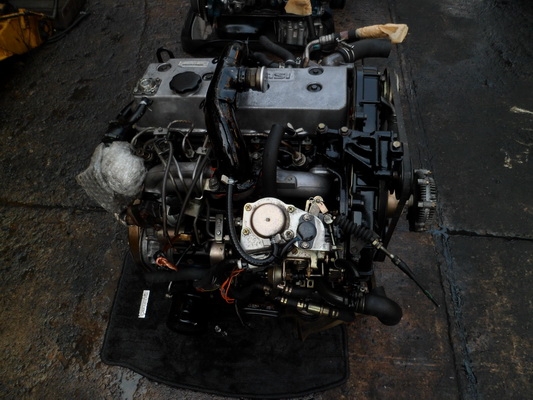 ขายเครื่อง isuzu 4FG1-turbo พร้อมเกียร์ 4wd