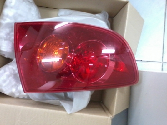 ขายไฟท้ายไฟเหลียวมาสด้า3 เดิมๆ