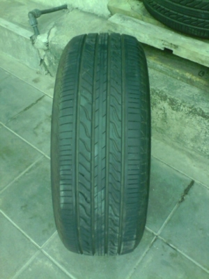 ยาง 215/55R17 MICHELIN PRIMACY เอาไป 4 เส้น = 7,900 บาทชุดนี้สวยมาก ๆ ครับ ...