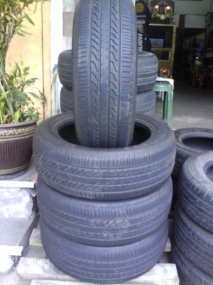 ยาง 215/55R17 MICHELIN PRIMACY เอาไป 4 เส้น = 7,900 บาทชุดนี้สวยมาก ๆ ครับ ...