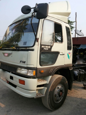 รถฮีโน่ 10 ล้อ FM1M  220 แรงม้า. ปี 36   ( ขายหัว - คัชซี. )    สนใจติดต่อ 081- 6079515