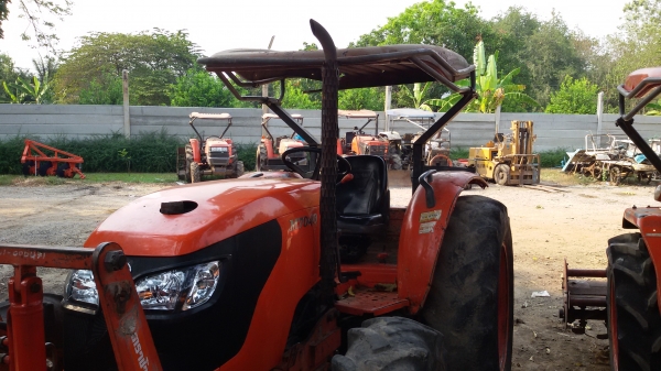 คูโบต้า M 7040 พร้อมใบมีดหน้า มือสองถูกม๊าก มาก ราคา 280,000 บาท