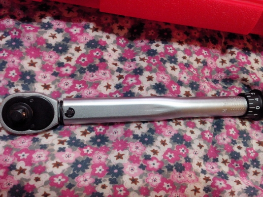 ขายประแจปอนด์ koche