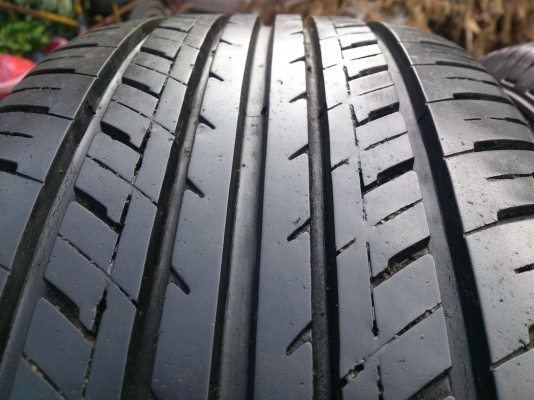 ขายแม็ก TOYOTA. 5รู114.3 พร้อมยาง215/60R16. ยางปี10 ดอกเต็มสวยลึกเท่ากัน   เอาไปใช้คุ้มและถูกสุดๆหาที่ไหนไม่ได้อีกแล้ว ขายยกชุด5เส้น 4900