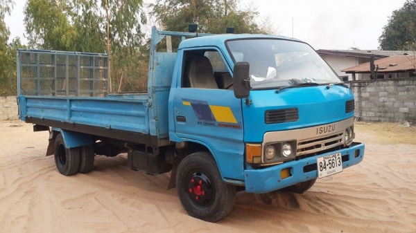 ขาย6ล้อ อีซูซุKs115 4BD1ฝาดำ แชชซีสวย พ.เพาเวอร์ พร้อมหางกระบอกไฮดรอริกซ์ พื้นเหล็ก สภาพพร้อมใช้งาน เอกสารเล่มทะเบียนพร้อมโอน ยาว5เมตร หัวดัมพ์ได้