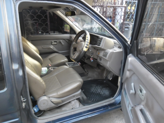 ขายด่วนอีซูซุหน้าหนู96เครื่องเจฝาดำออโต้+แก๊สlpgพวงมาลัยเพาเวอร์89,000