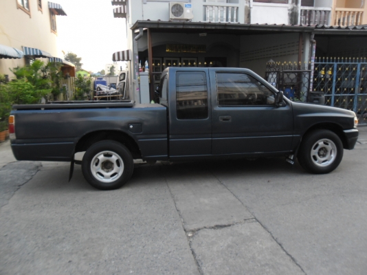 ขายด่วนอีซูซุหน้าหนู96เครื่องเจฝาดำออโต้+แก๊สlpgพวงมาลัยเพาเวอร์89,000