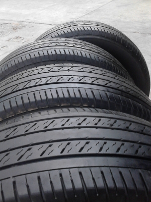 215/65R16 DUNLOP SP LT37 ปี 2012 ชุด 4 เส้น TEL.081-427-3941