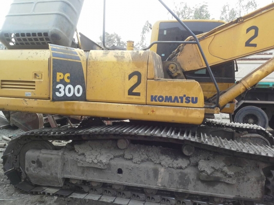 ขายด่วน 2 คันKOMATSU  PC300-8