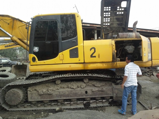 ขายด่วน 2 คันKOMATSU  PC300-8