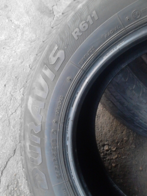 215/65R16  BRIDGESTONE DURAVIS R611 ชุด 4  เส้น TEL.081-427-3941