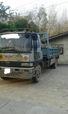 ขายรถบรรทุก 6 ล้อกระบะคาร์โก้ HINO FF 195 แรงม้า กระบะยาว 6.50 เมตร ราคา 580000