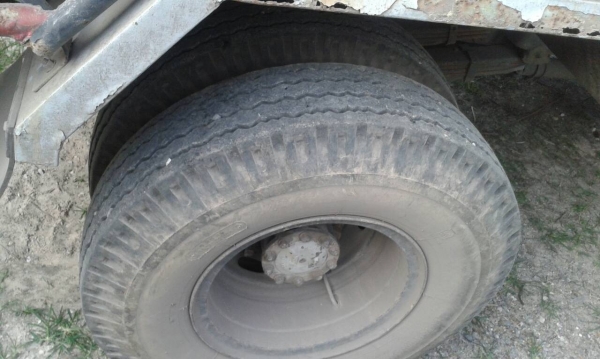 รถฮีโน่ 6 ล้อดั้ม FC4J  145 แรงม้า.  ปี 47   สนใจติดต่อ  081 - 6079515