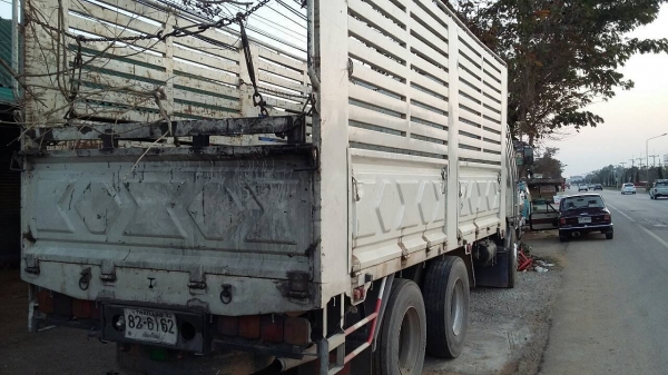 ขายรถบรรทุก 10 ล้อ