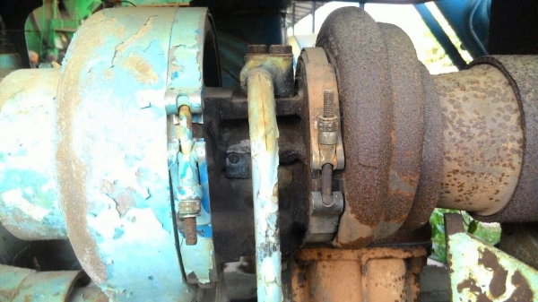 รถไถ ตีนตะขาบ D7F.  สนใจติดต่อ  081 - 6079515