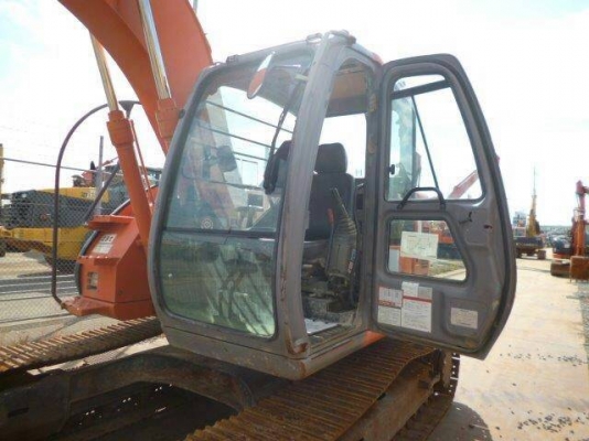 ขายรถแม็คโค HITACHI ZX135US-E