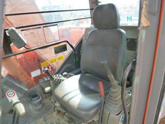 ขายรถแม็คโค HITACHI ZX135US-E