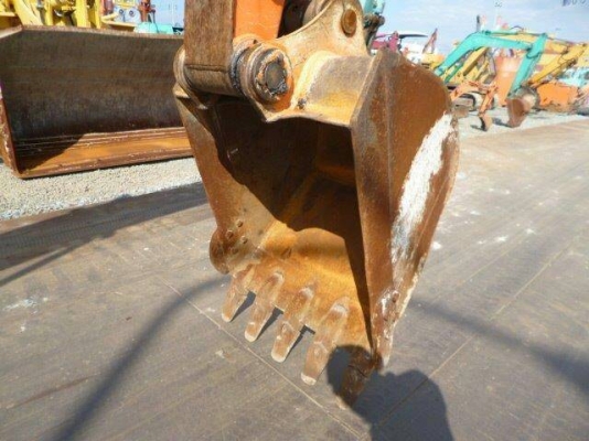 ขายรถแม็คโค HITACHI ZX135US-E