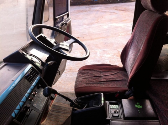 ขายรถสิบล้อ mitsubishi fuso fn517 เครื่อง 6D16